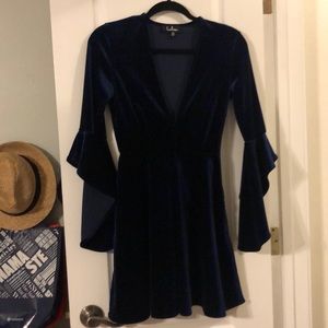 lulus blue velvet xs dress